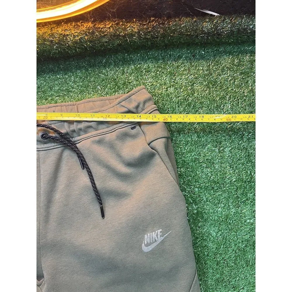 Nike Tech Fleece Joggers CU4495-380 Mens‎ Size MD Twilight Marsh Green